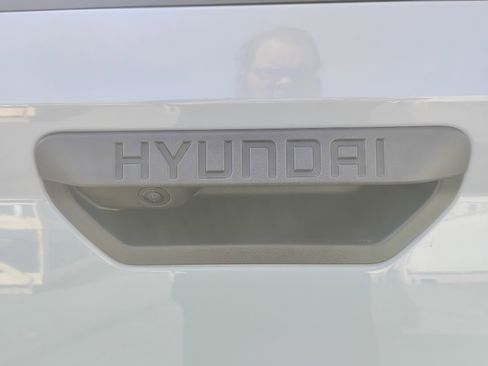 Used 2023 Hyundai Santa Cruz SEL w/ Activity Package image 18