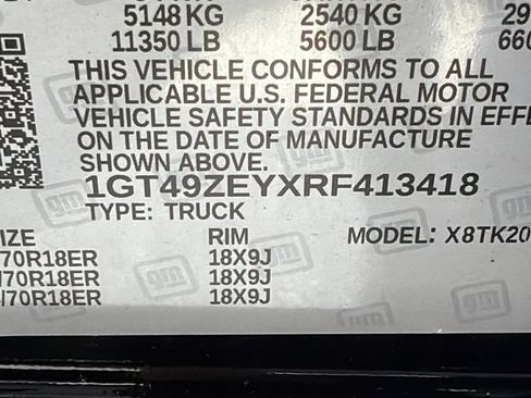 Used 2024 GMC Sierra 2500 AT4X AWD/4WD image 32