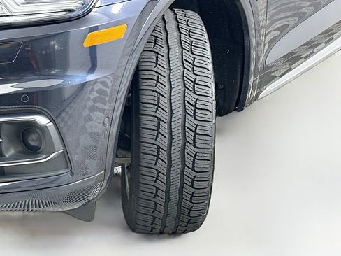 Used 2020 Audi Q5 Prestige w/ Prestige Package image 25