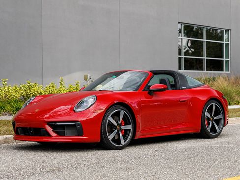 Used 2024 Porsche 911 Targa 4S image 18