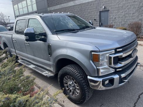 Used 2020 Ford F350 XLT w/ XLT Premium Package image 3