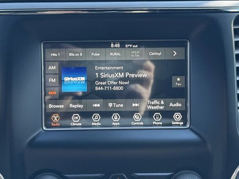 Used 2021 Jeep Grand Cherokee Laredo image 20