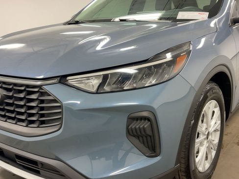 Used 2023 Ford Escape Active w/ Tech Pack #1 image 9