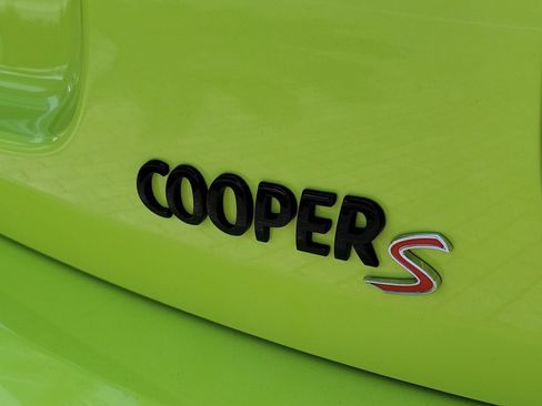 Used 2024 MINI Cooper S FWD image 9