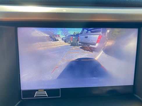 Used 2020 GMC Acadia Denali image 28