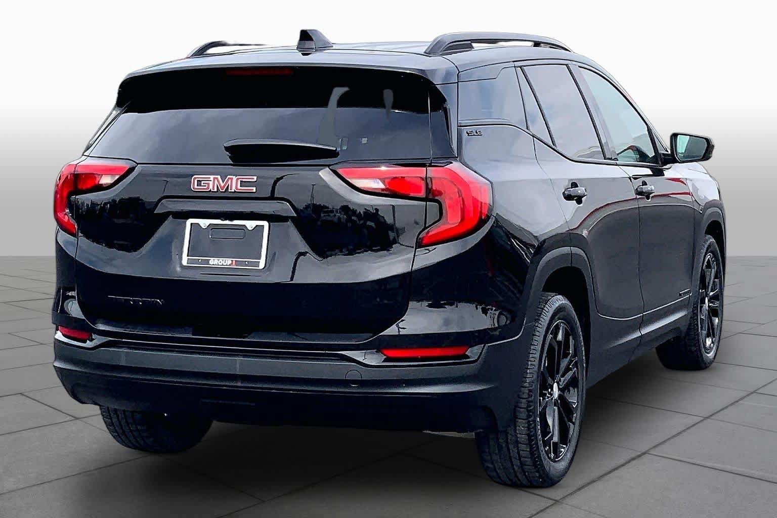 Used 2019 GMC Terrain SLE w/ Black Edition FWD image 13