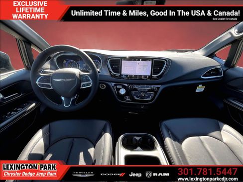 New 2026 Chrysler Voyager LX FWD image 5
