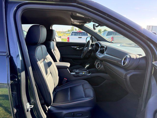 Used 2020 Chevrolet Blazer Premier AWD/4WD image 11