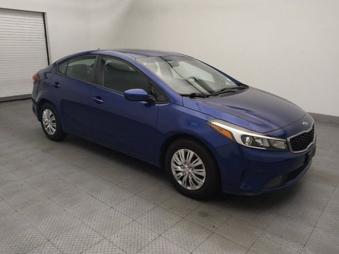 Used 2018 Kia Forte LX FWD image 11
