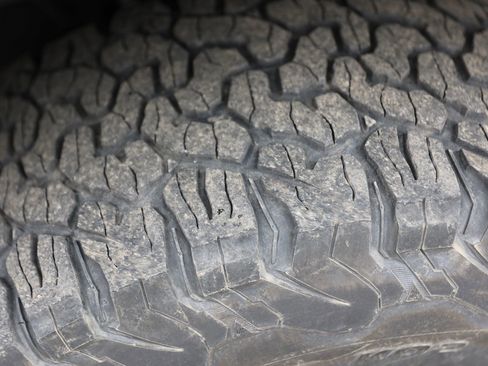 Certified 2024 Ford F150 Raptor AWD/4WD image 13