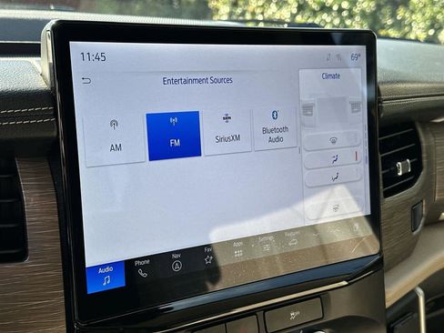 Used 2024 Ford Expedition Max Limited image 16