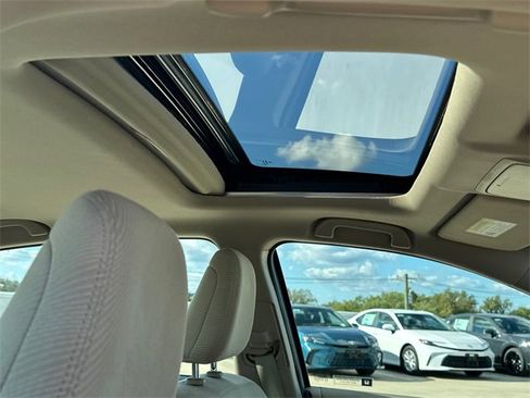 Used 2017 Honda Accord SE image 14