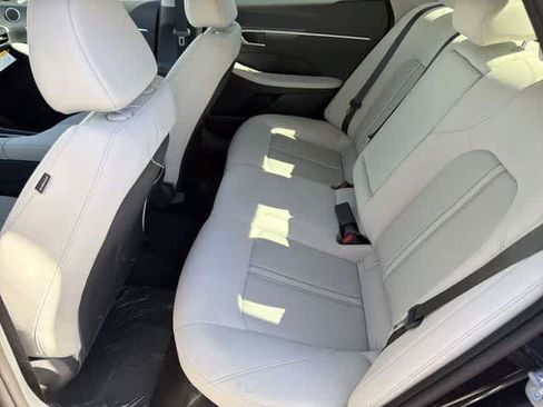 New 2026 Hyundai Sonata SEL FWD image 17