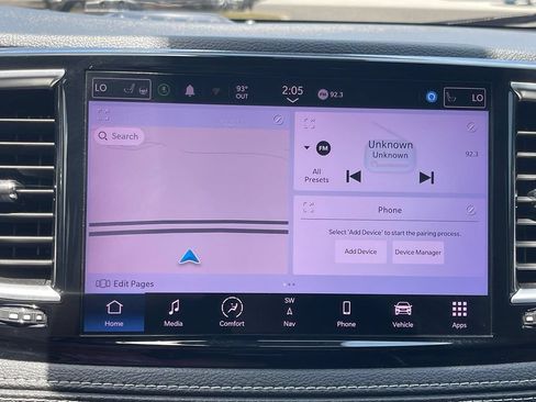 Used 2022 Chrysler Pacifica Limited w/ Uconnect Theater Family Group FWD image 29