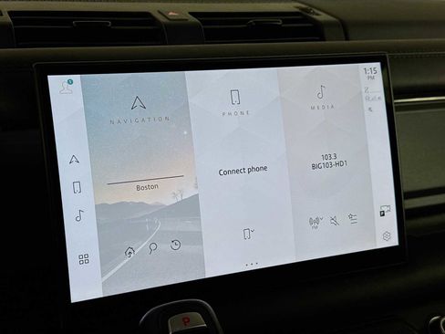 Used 2025 Land Rover Defender 110 S image 13