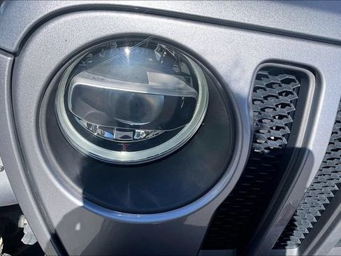 Used 2018 Jeep Wrangler Unlimited Rubicon AWD/4WD image 27