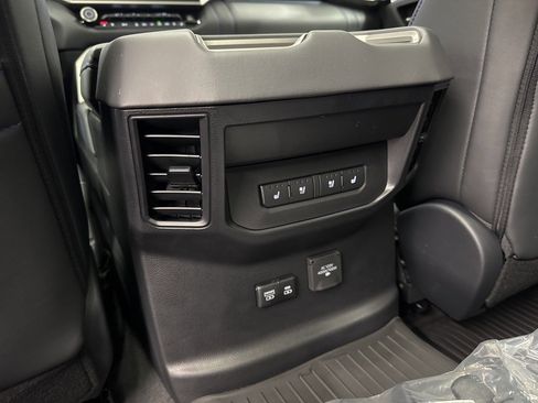 New 2026 Toyota Tundra Platinum image 44