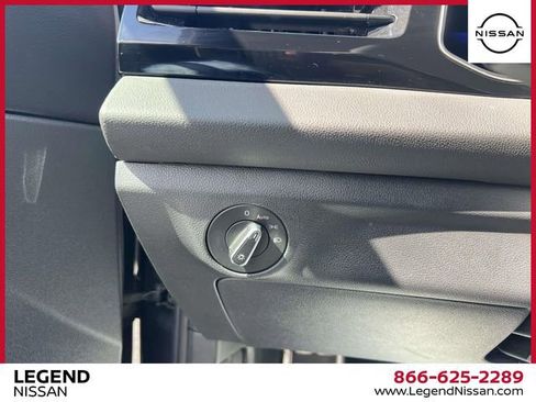Used 2025 Volkswagen Jetta Sport FWD image 21