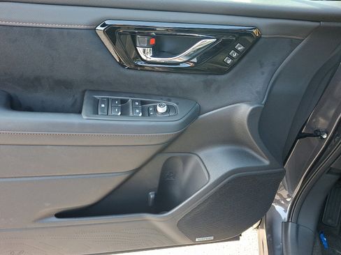 New 2026 Subaru Forester Touring image 8