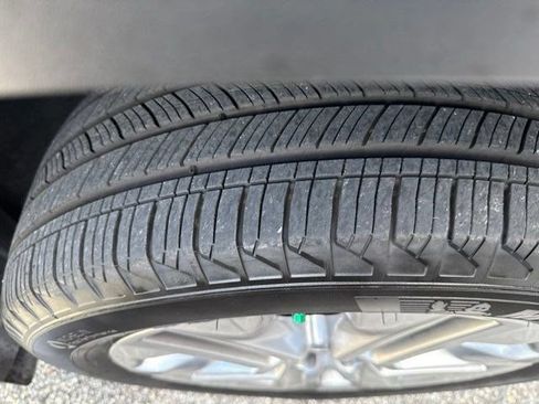 Used 2024 Toyota RAV4 XLE Premium FWD image 4