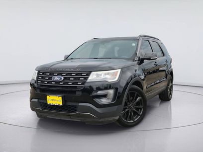 Used 2017 Ford Explorer XLT w/ Equipment Group 202A