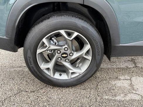 Certified 2026 Chevrolet Trax LT FWD image 10
