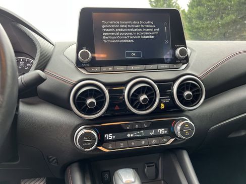 Used 2024 Nissan Sentra SR w/ SR Premium Package image 24