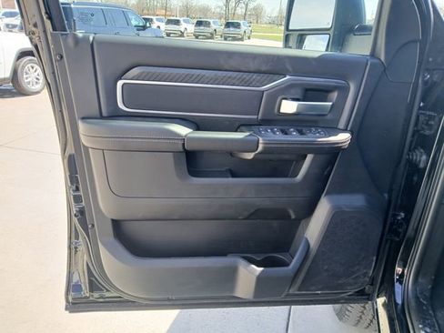 New 2026 RAM 2500 Big Horn AWD/4WD image 11