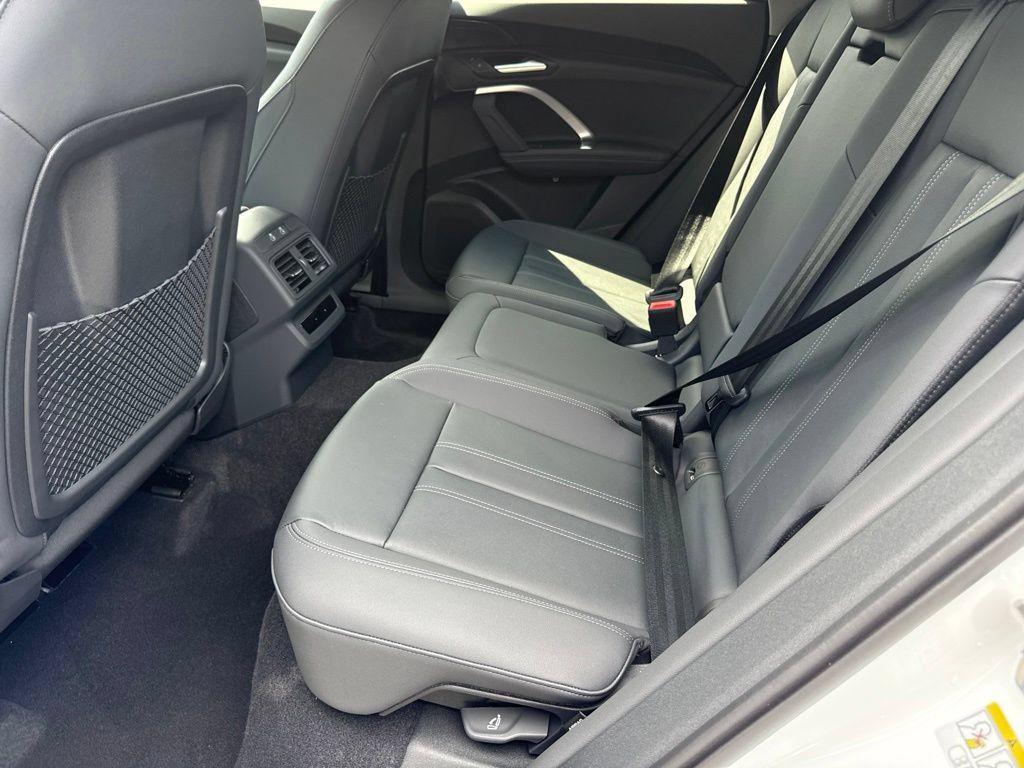 New 2026 Audi Q5 Premium AWD/4WD image 17
