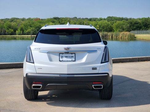 Used 2022 Cadillac XT5 Sportv w/ Technology Package AWD/4WD image 32
