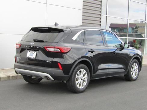 Certified 2023 Ford Escape Active image 7
