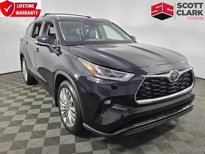 Used 2023 Toyota Highlander Platinum