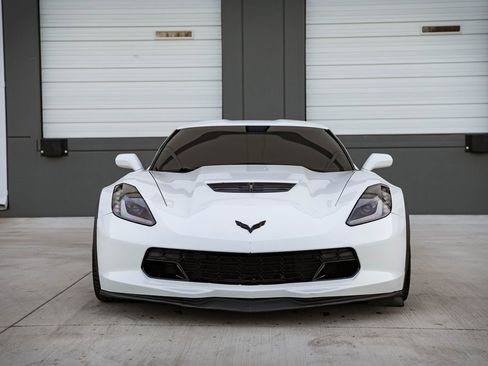 Used 2016 Chevrolet Corvette Z06 w/ Chrome Badge Package image 3