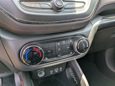 Used 2023 Chevrolet TrailBlazer RS AWD/4WD image 25