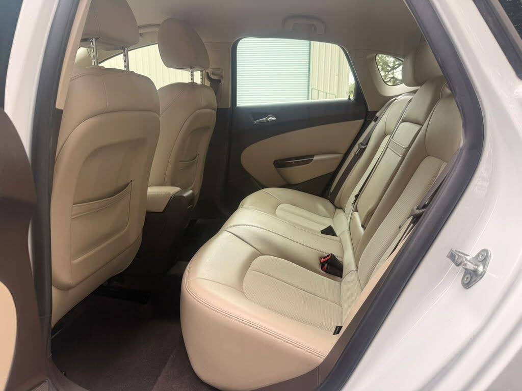 Used 2014 Buick Verano Convenience FWD image 11