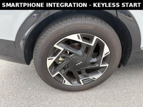 Used 2025 Kia Sportage SX FWD image 7