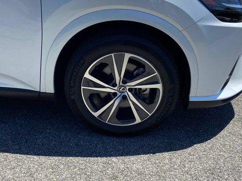 Certified 2023 Lexus RX 350 Premium w/ Cold Area Package AWD/4WD image 9