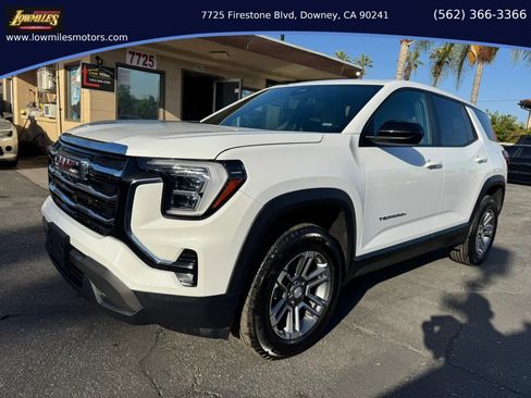 Used 2026 GMC Terrain Elevation FWD image 1
