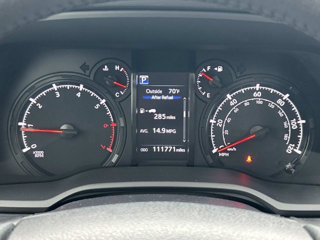 Used 2022 Toyota 4Runner SR5 Premium w/ Moonroof Package AWD/4WD image 33