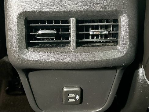 Used 2021 GMC Terrain SLT FWD image 22