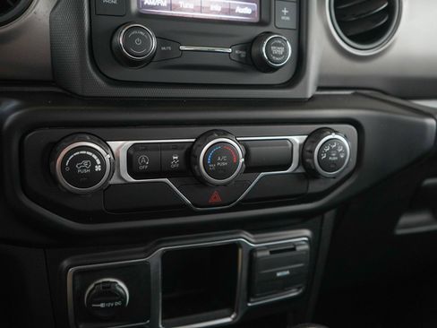 Used 2021 Jeep Wrangler Sport AWD/4WD image 20