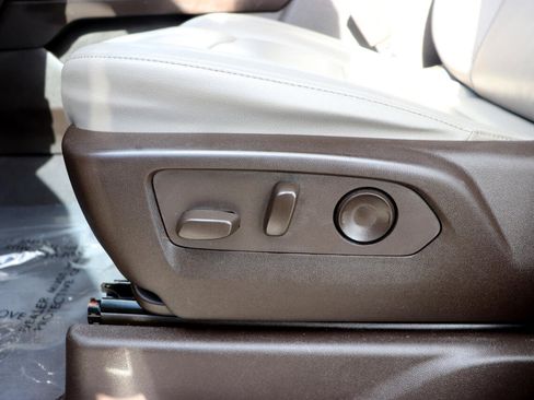 Used 2021 Chevrolet Tahoe LT image 46