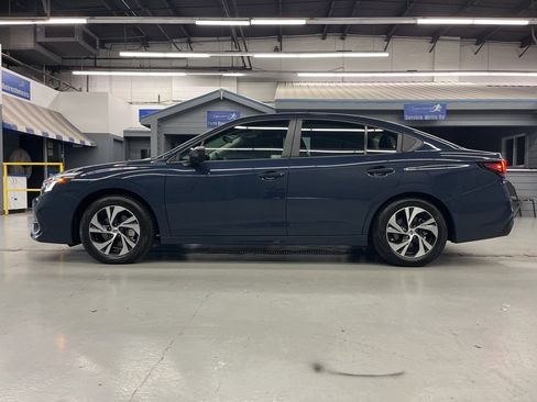Certified 2025 Subaru Legacy image 4