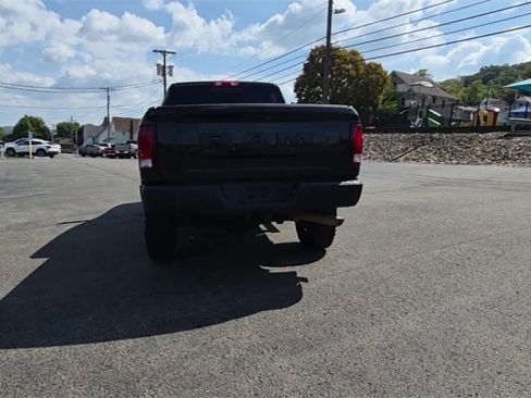 Used 2018 RAM 2500 Power Wagon w/ Luxury Group image 8