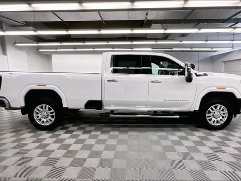 Used 2024 GMC Sierra 3500 SLT w/ SLT Premium Package AWD/4WD image 15