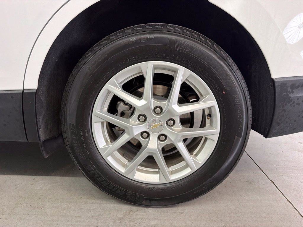 Used 2024 Chevrolet Equinox LT FWD image 9