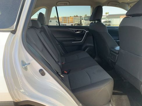Used 2024 Toyota RAV4 XLE FWD image 25