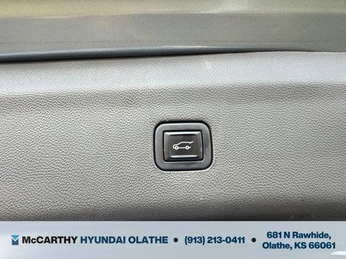 Used 2023 Buick Enclave Avenir w/ Avenir Technology Package AWD/4WD image 22