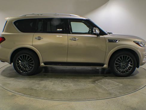 Used 2023 INFINITI QX80 Sensory w/ Cargo Package AWD/4WD image 7