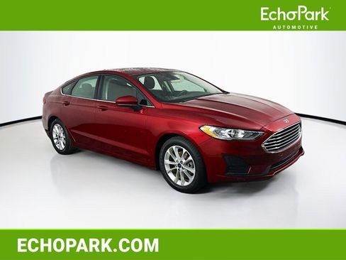 Used 2019 Ford Fusion SE image 1